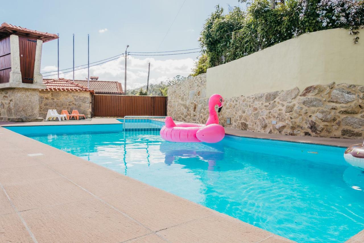 セヴェル・ド・ヴォウガ Vougaldeias Casa Da Tulhaゲストハウス エクステリア 写真